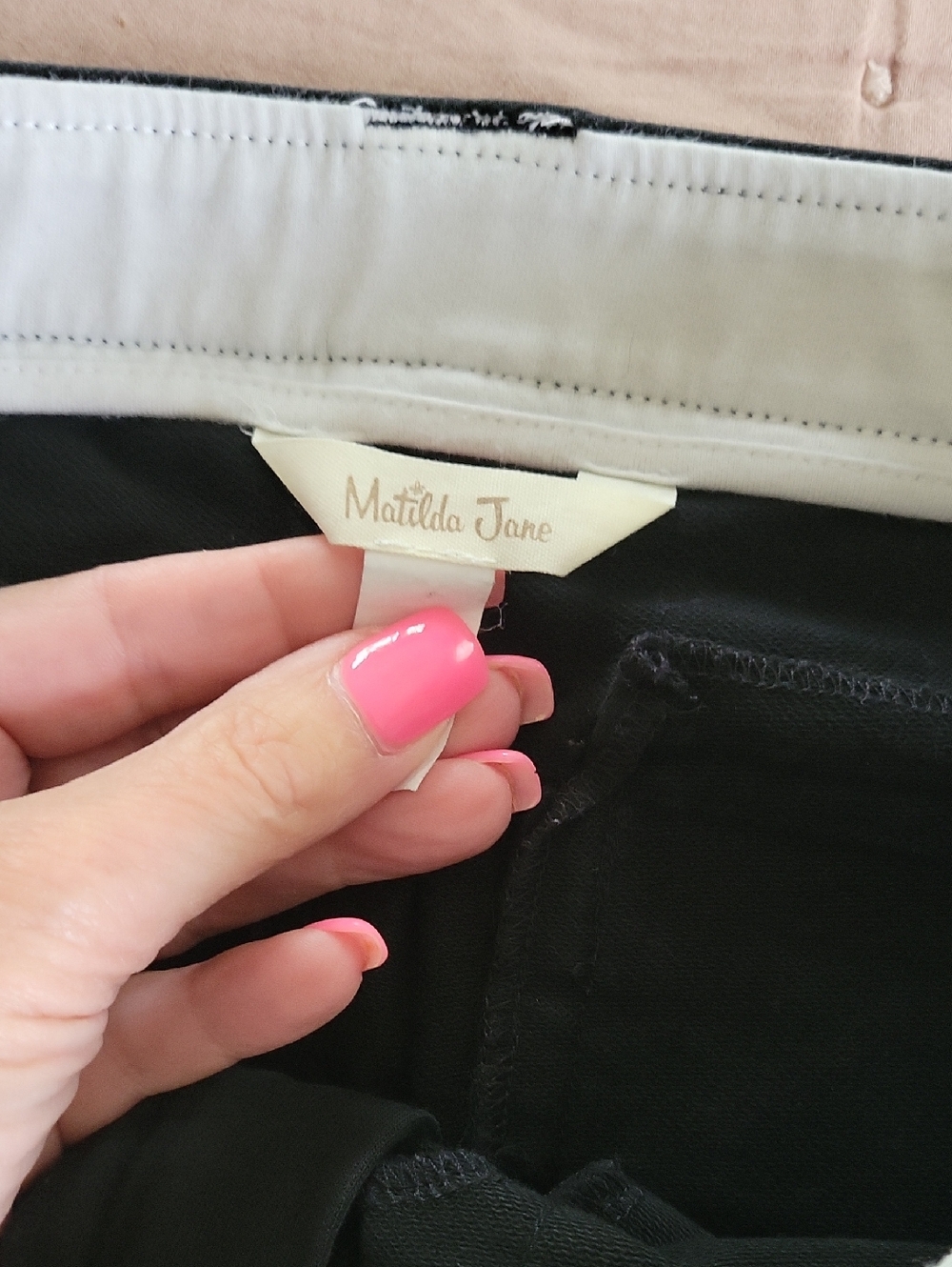 MATILDA JANE Black Cotton Stretch Cargo Pants with Floral Embroidery - Picture 5 of 9